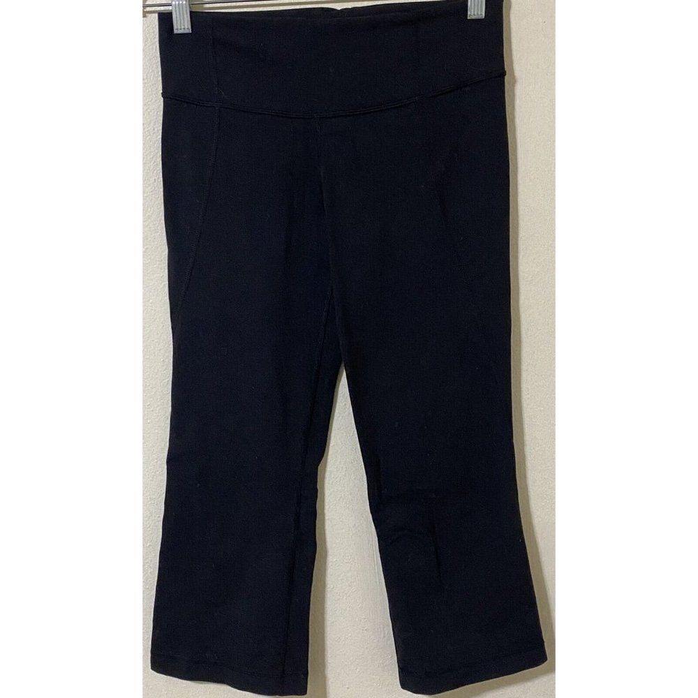 Lululemon Size 4 Women’s Split Leg Casual Yoga Capri Leggings Black 26" x 21"